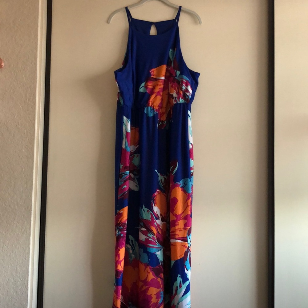 floral maxi dress